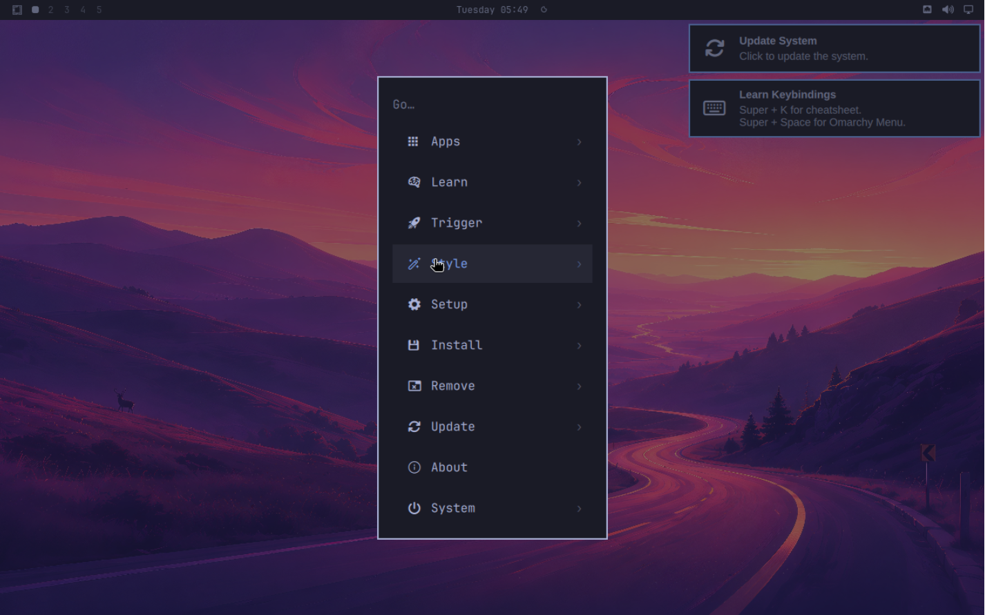 An installed Omarchy desktop viewed through the Moltern console
